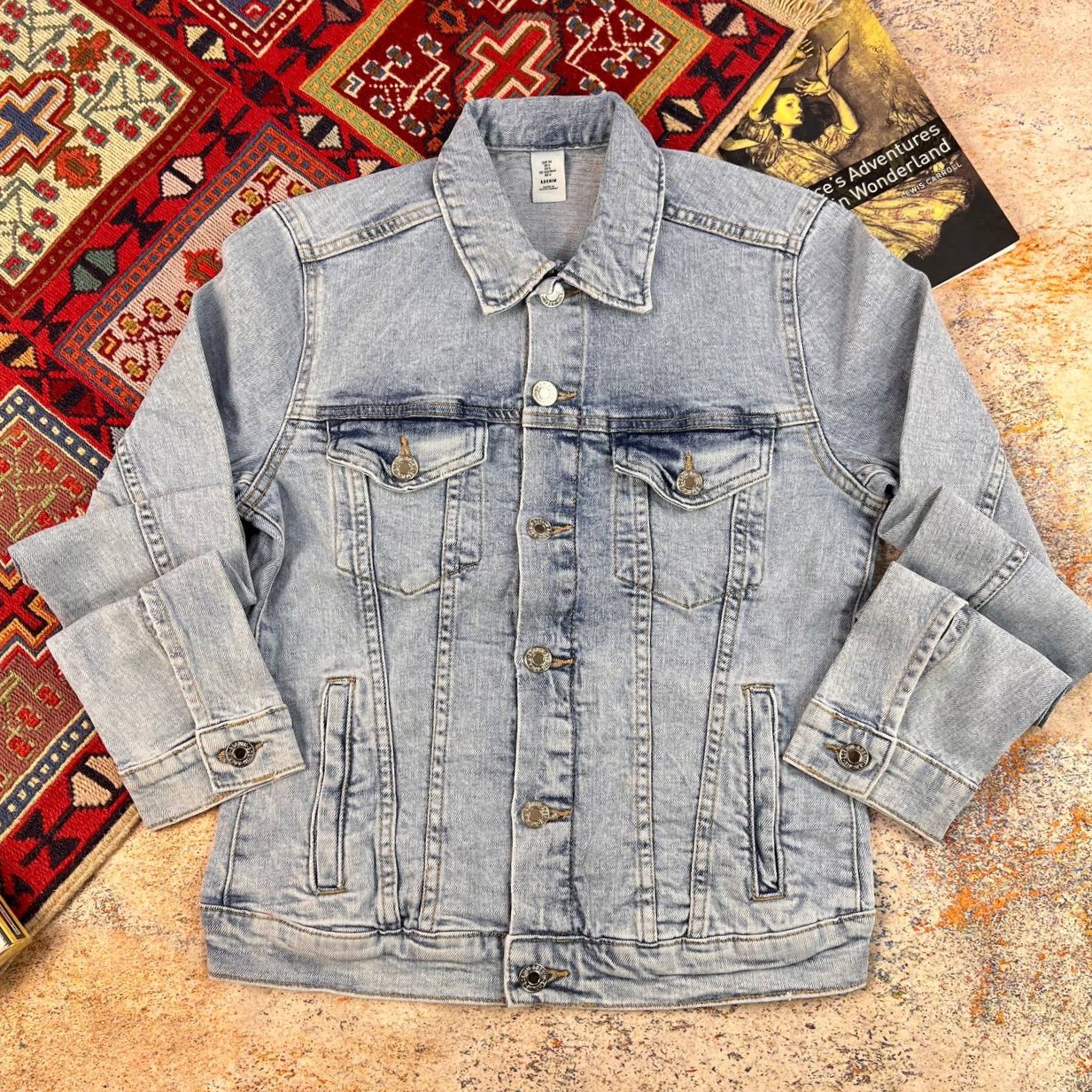 کاپشن جین آبی روشن  سایز s زنانه -استوک اورجینال -  استوک مارک باز