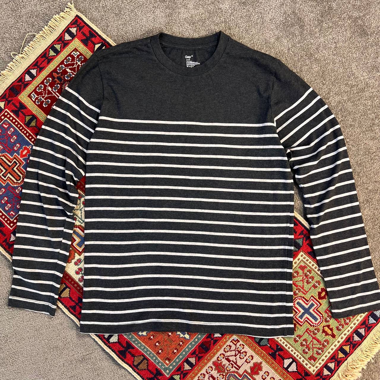 تیشرت آستین‌بلند مردانه GAP اورجینال | سایز میدیوم | استوک مارک باز