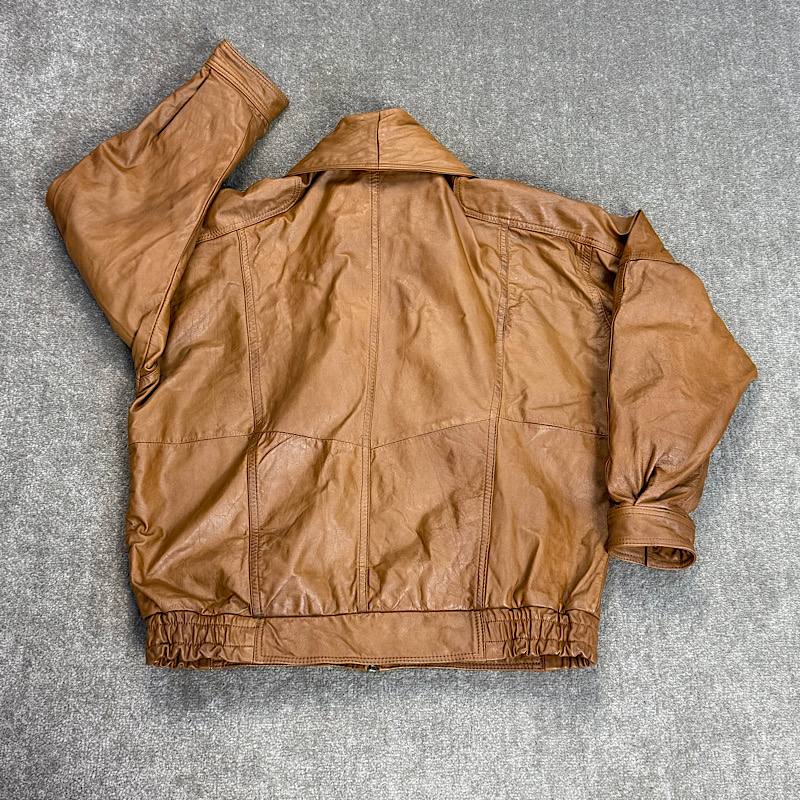 کاپشن چرم اورجینال گاوی وینتیج، ضخیم و سالم با زیپ YKK